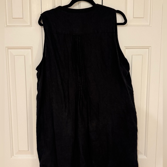 Quince Black Sleeveless Tunic - Picture 4 of 6